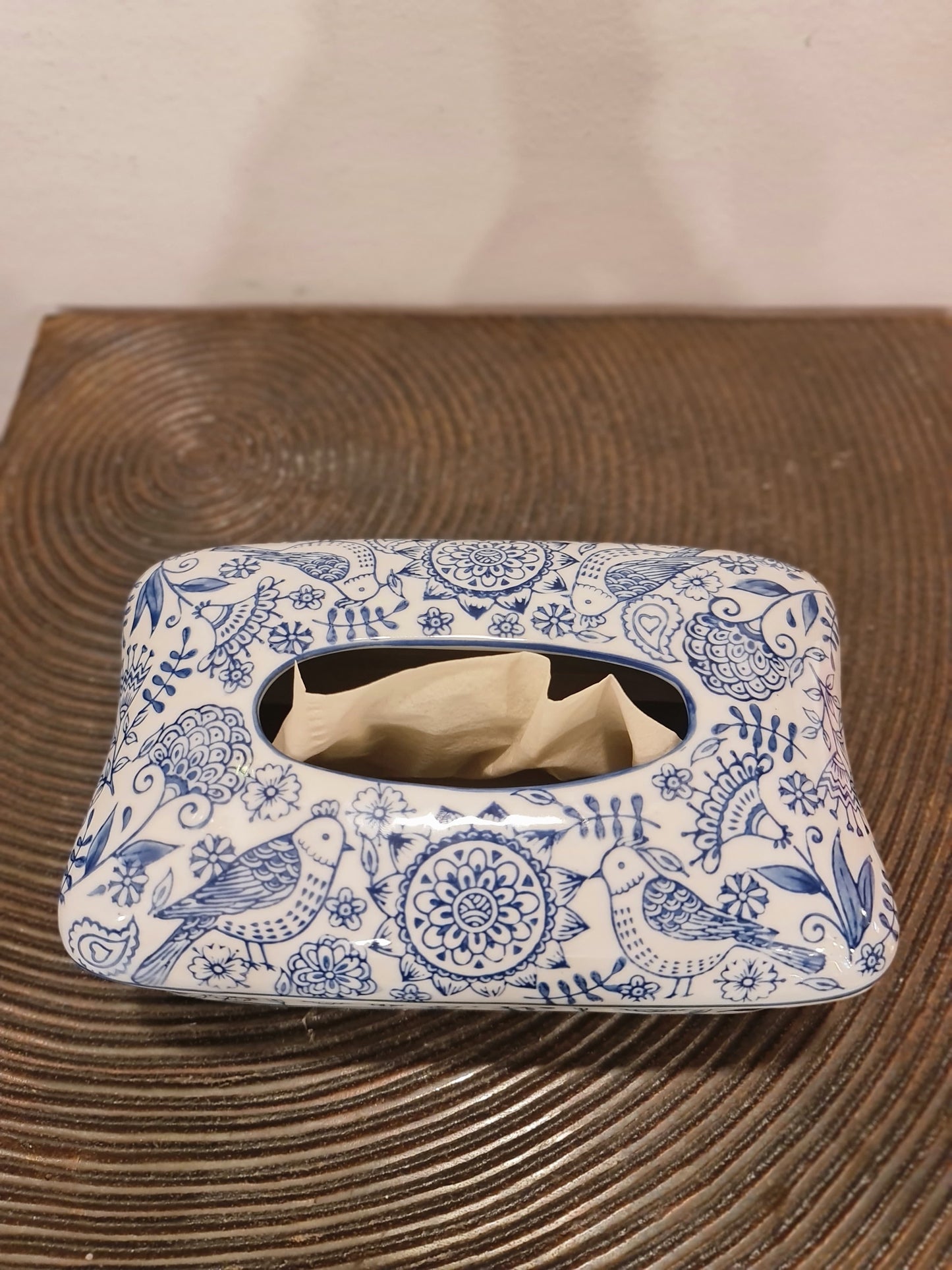 BLUE POTTERY TISSUE BOX