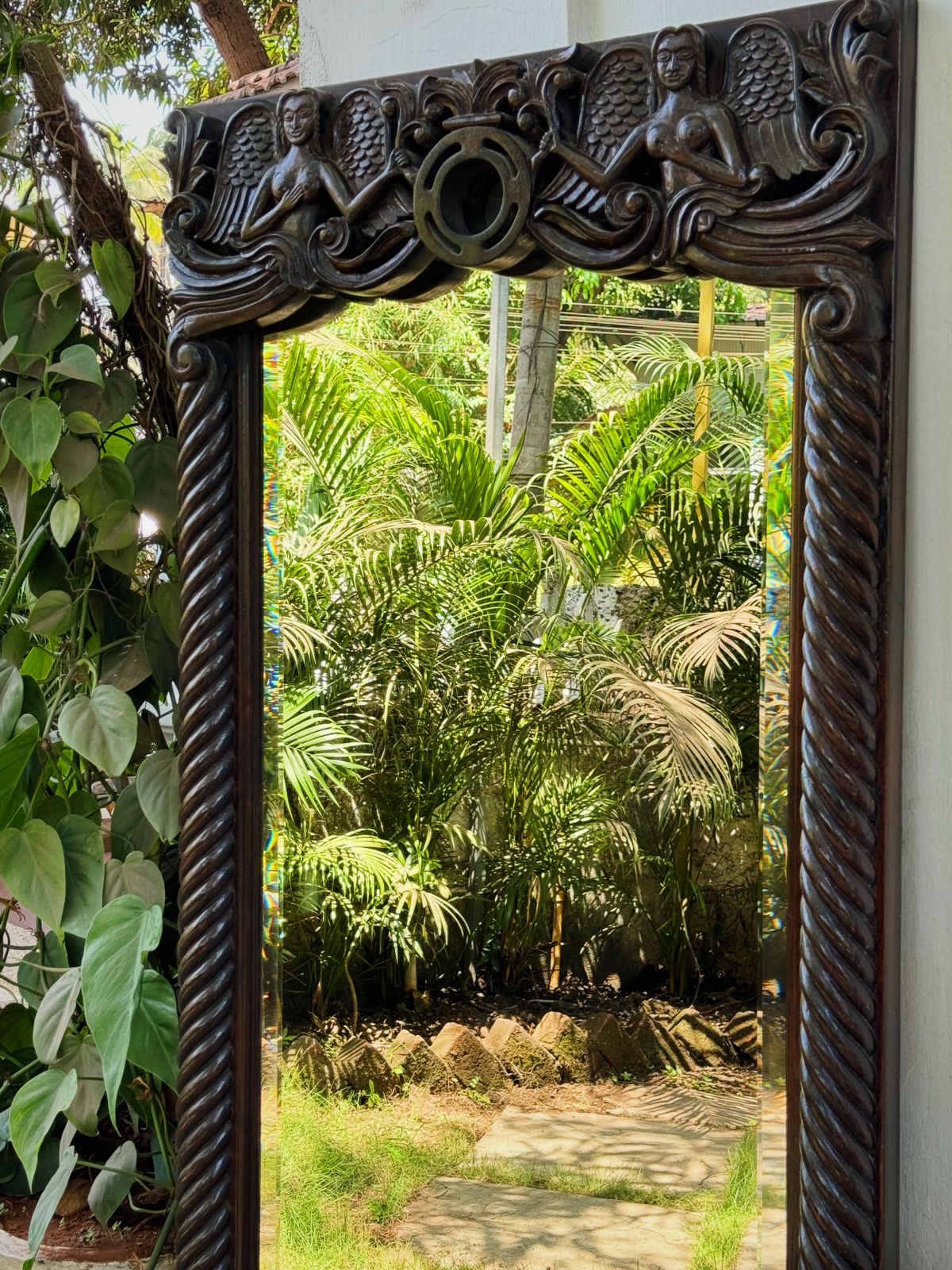 ANTIQUE MIRROR
