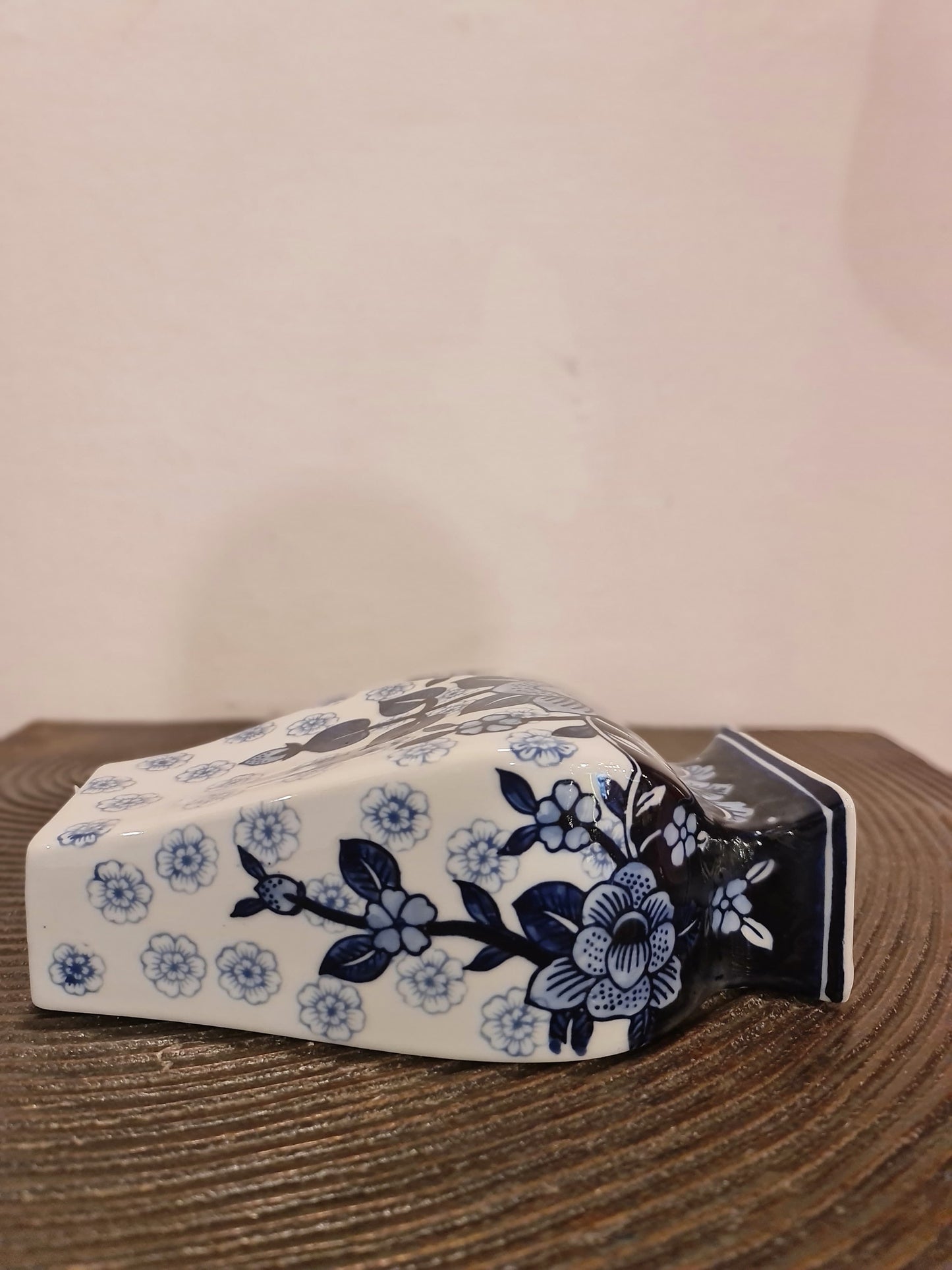 Single Wall Vase Planter