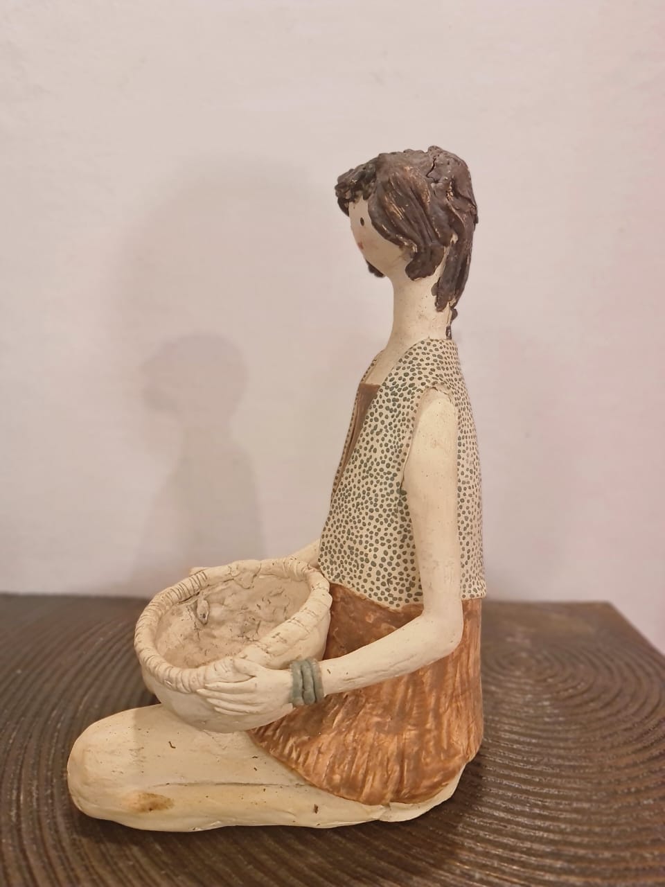 LARGE FIGURE {EACH}