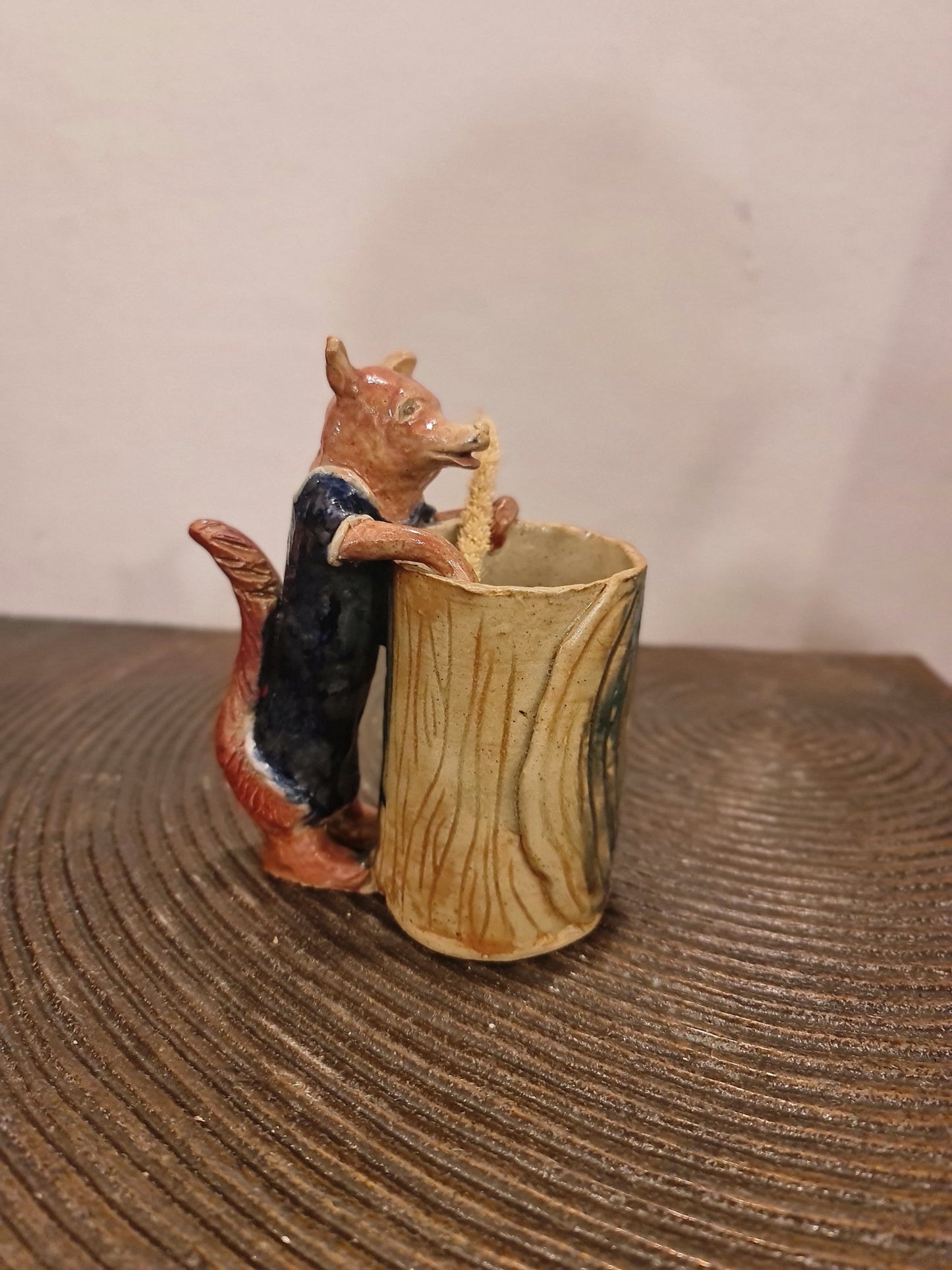 Fox Pencil Stand