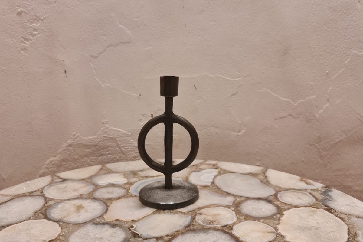 Candle stand