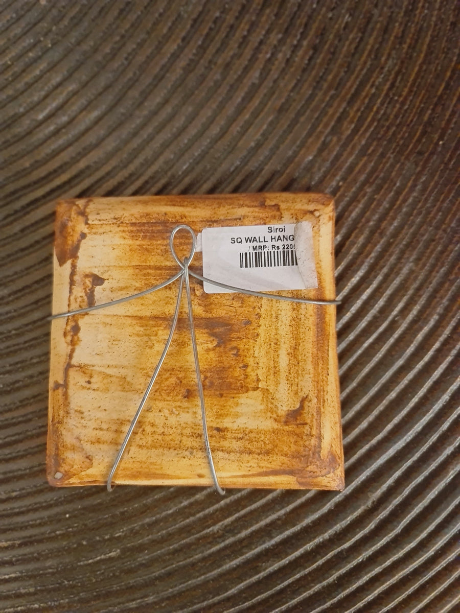 SQ WALL HANGING