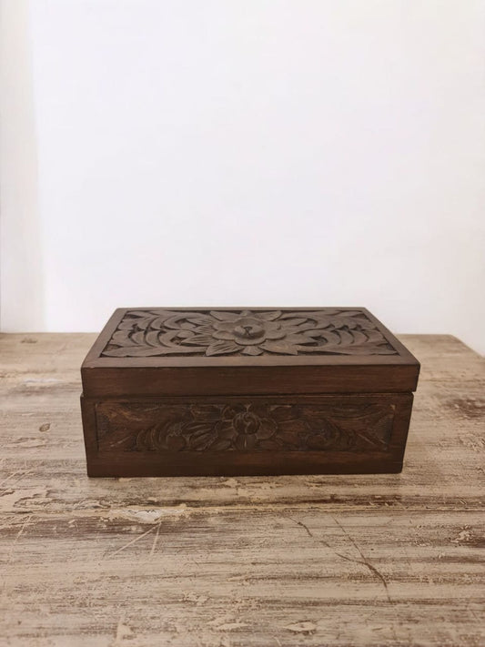 Storage box