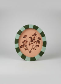 FLOWER PAINTING IN OVAL FRAME SET