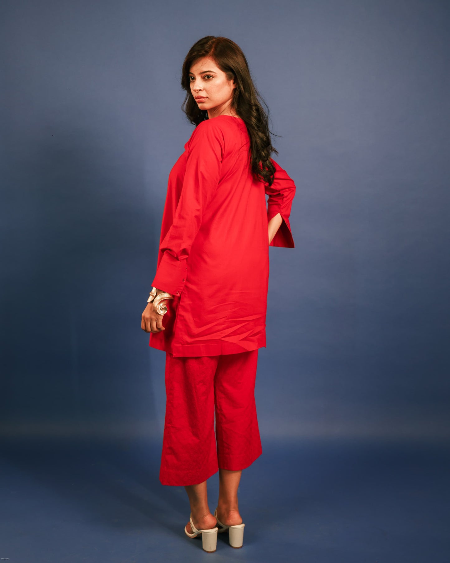 Red Lawn Short Kurta & Chikankari Pants