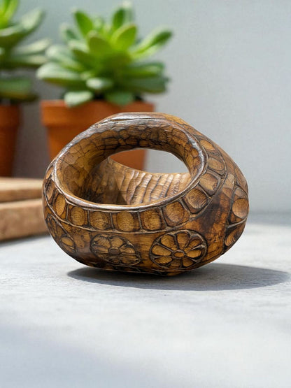 Wooden Kamandal Flower