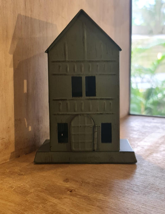 Green Metal tea light House