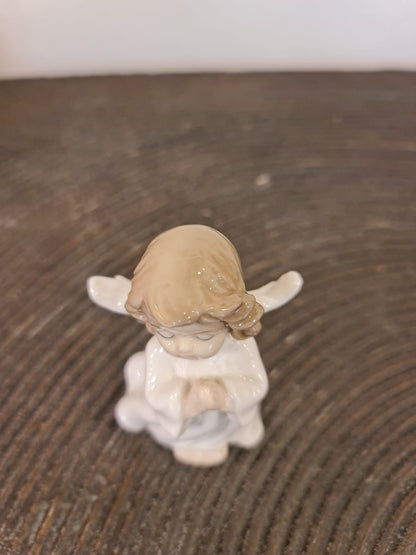 Set Of 3 Small Angels