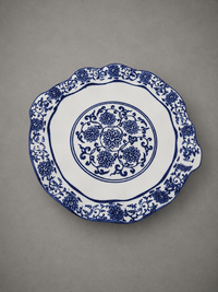Floral Pattern Ceramic Plate With Ruffled Rims
