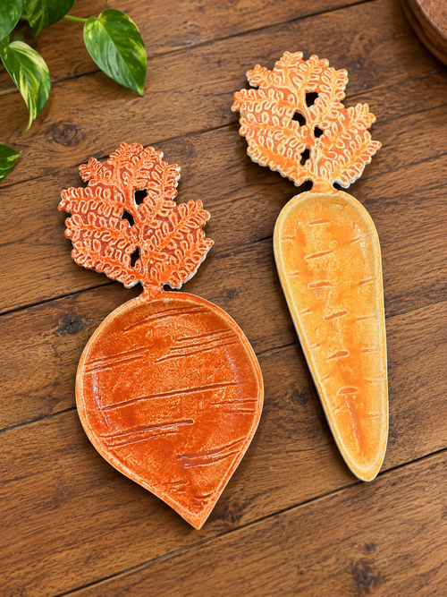 Metal Carrot Platter