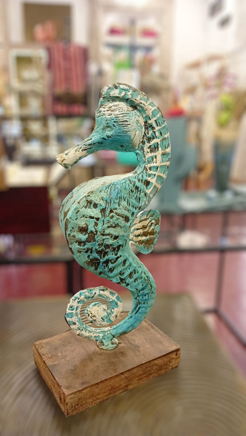 Iron Seahorse Small Turquoise