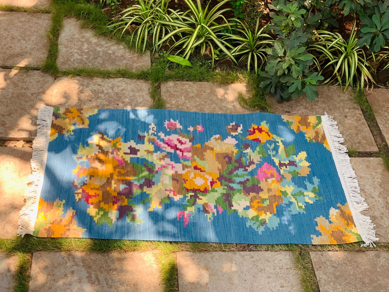 Handloom Rug – siroigoa