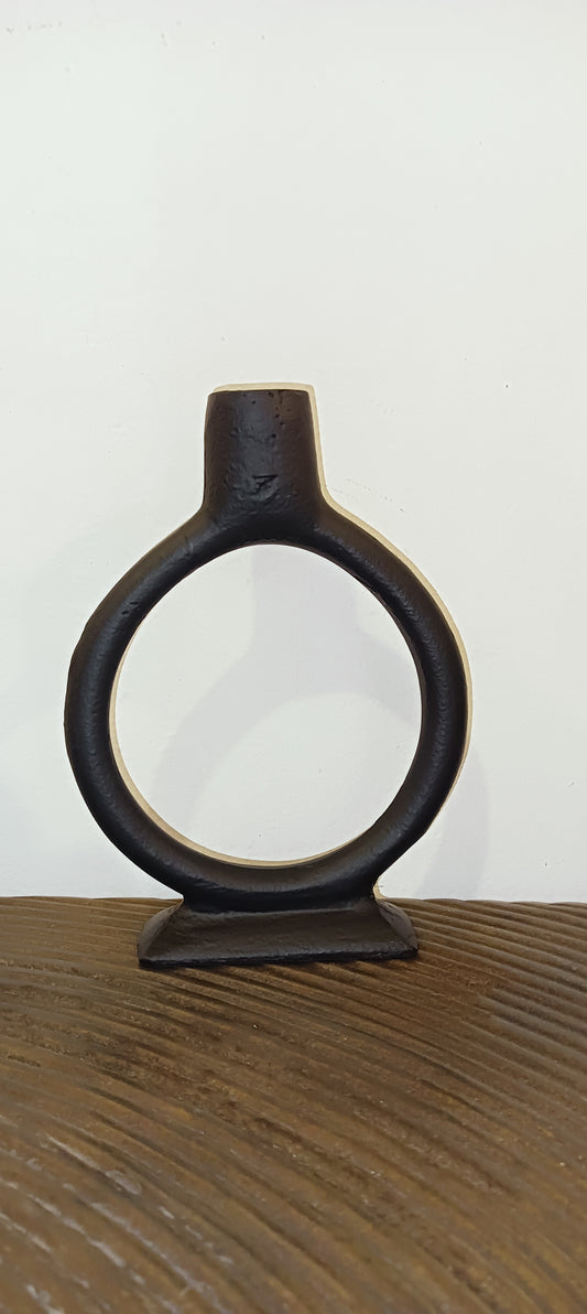 Circle Black Candle Stand {small}