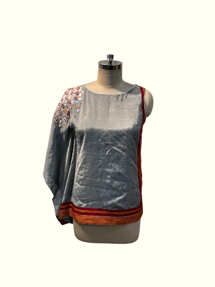 Grey Ilkal Fabric top with mirror work