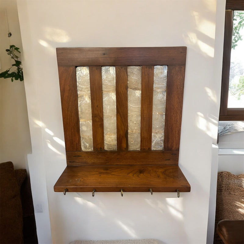 Shells key stand.