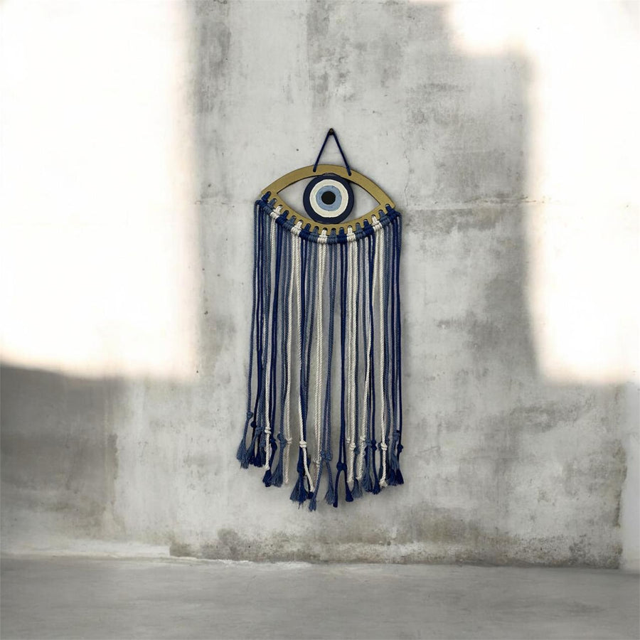 Macrame evil eye.