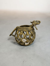 Metal tea light holder