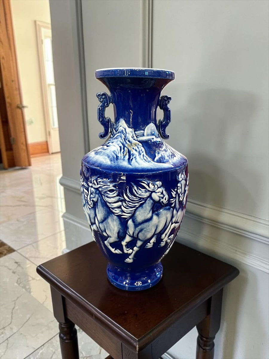 Horse Vase BP
