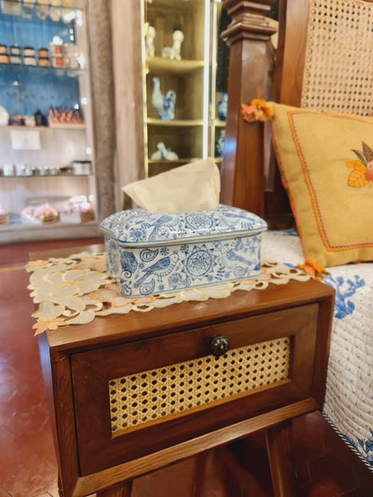 BLUE POTTERY TISSUE BOX