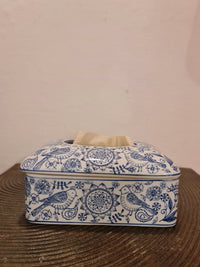 BLUE POTTERY TISSUE BOX
