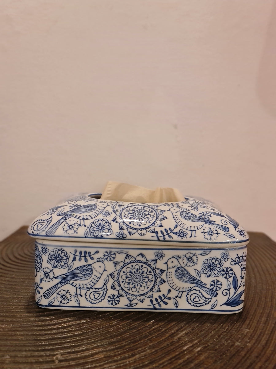 BLUE POTTERY TISSUE BOX