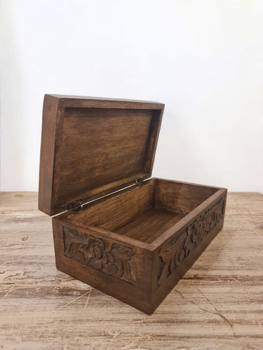 Storage box