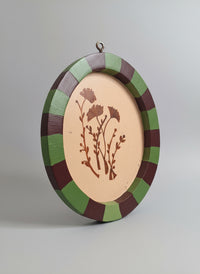 FLOWER PAINTING IN OVAL FRAME SET
