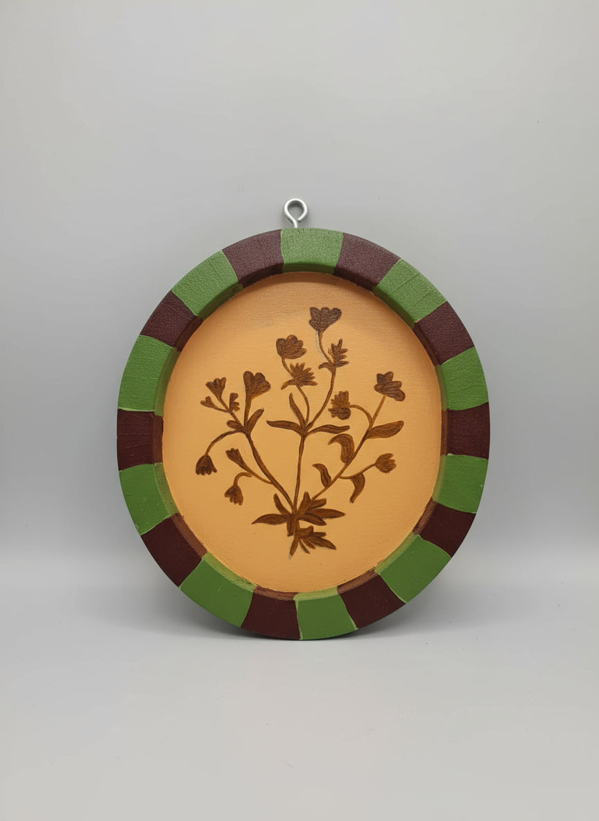 FLOWER PAINTING IN OVAL FRAME SET