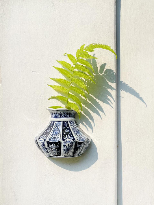 wall vase planter