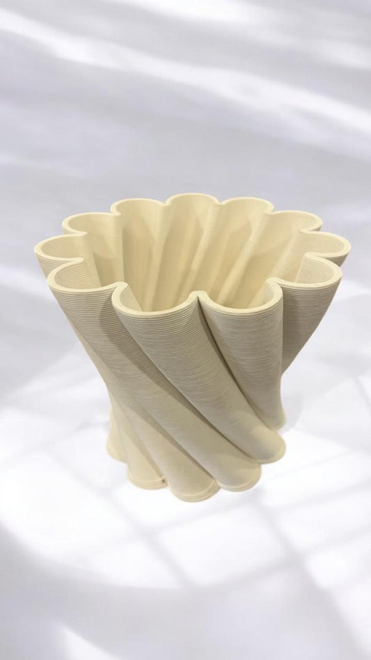 ABSTRACT CERAMIC VASE