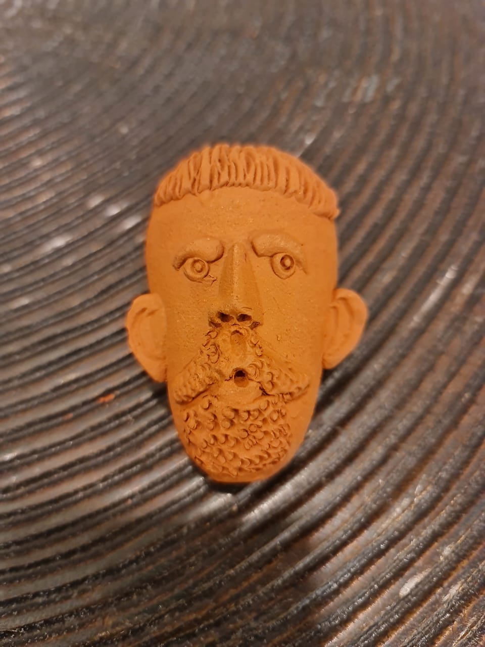 Terracotta Face Planter