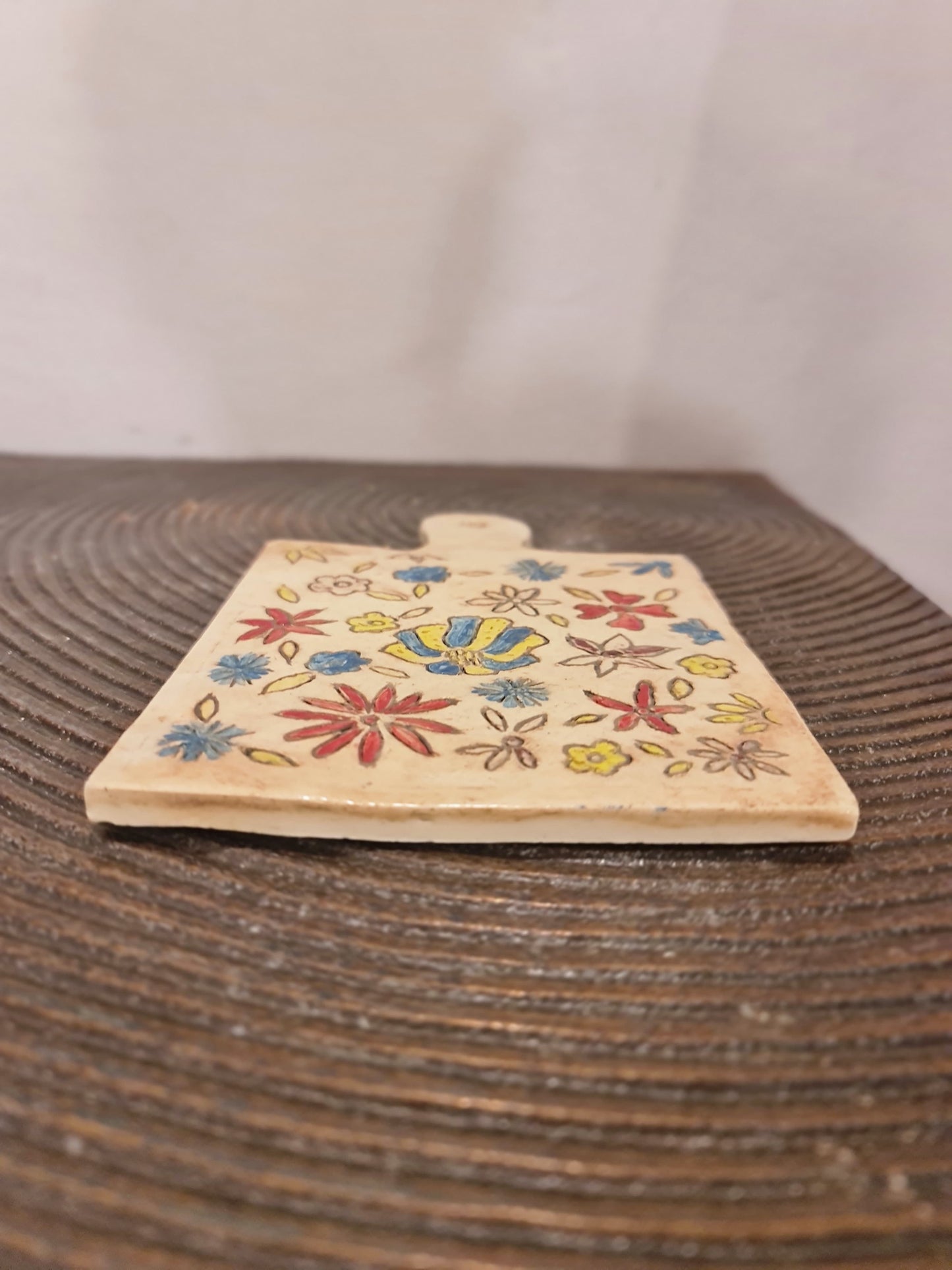 BOARD HAND PAINTED