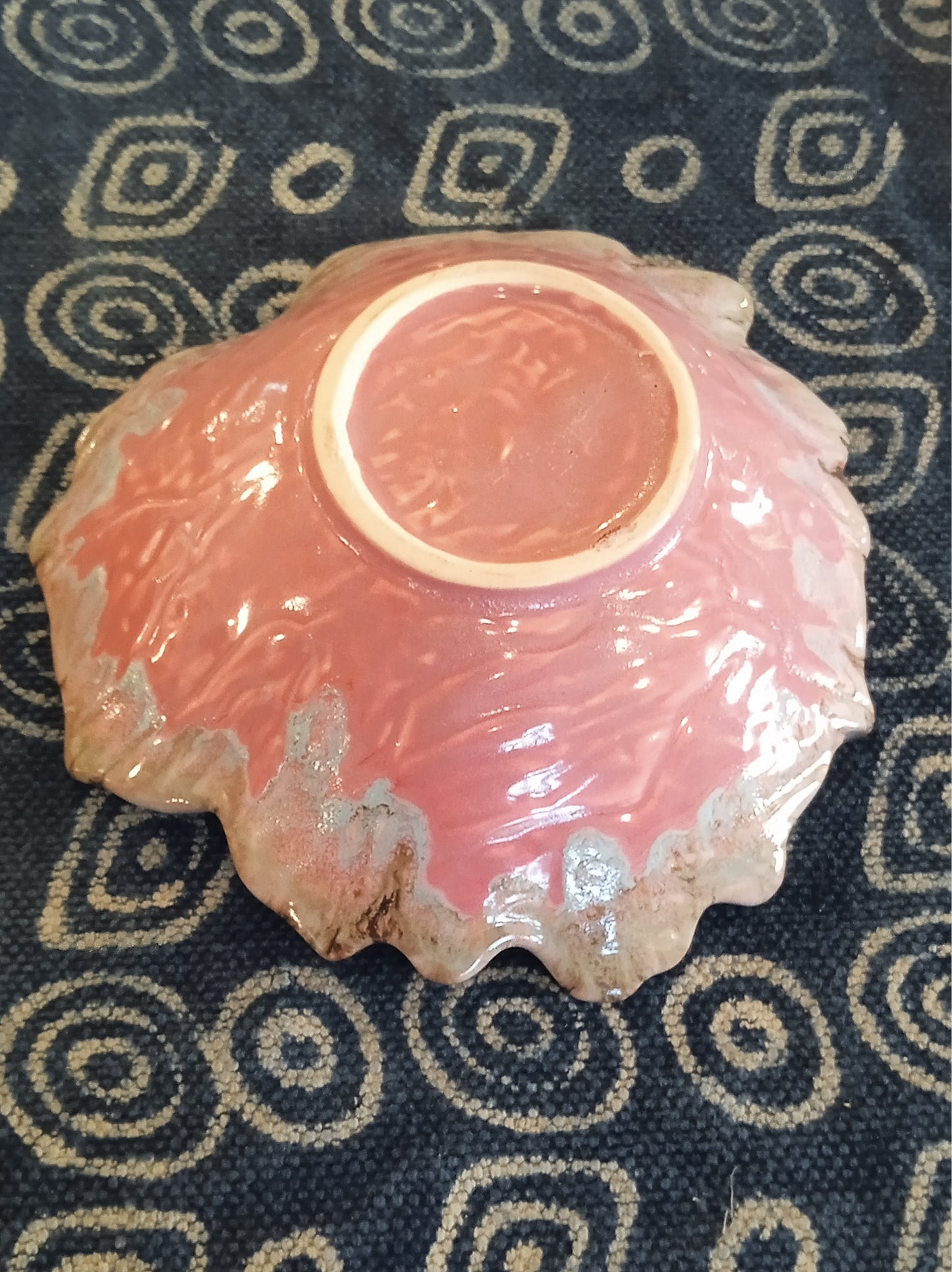 Rouge 8" Ceramic Leaf Serving Bowl